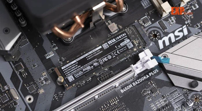 SSD thermal cooling